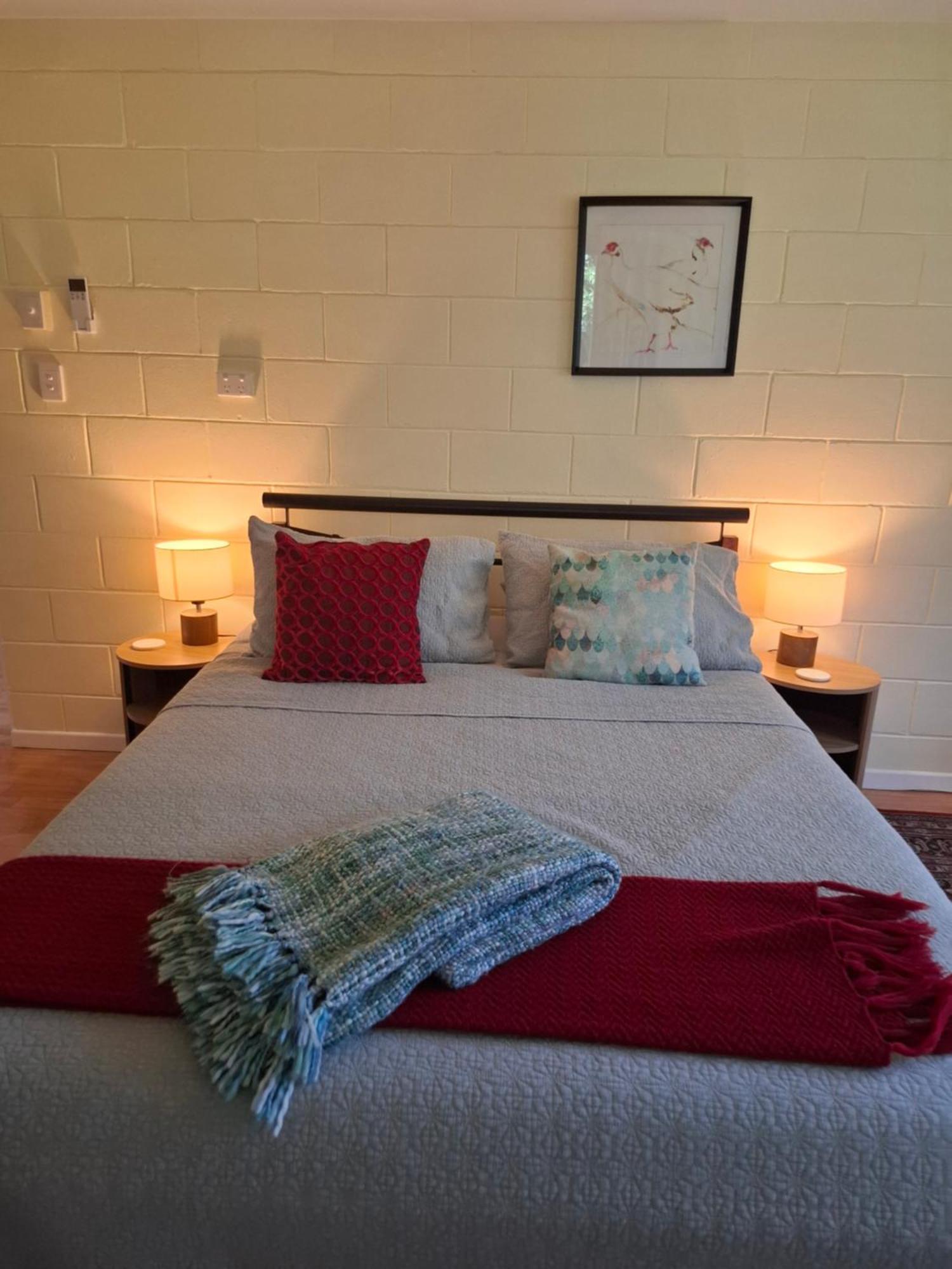 J & Ella'S Holiday House - 2 Bedroom, 2 Bathroom Home クックタウン エクステリア 写真
